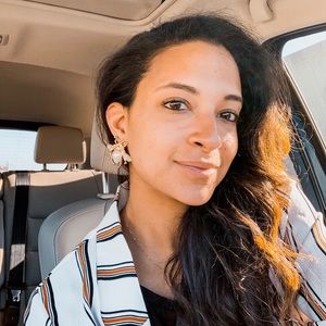 Meet your Posher, Melissa